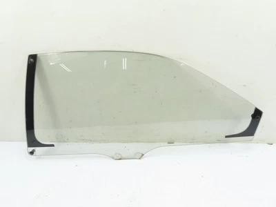 Lexus SC400 #1262 96 vidrio, ventana de puerta, delantero derecho gris Foto 1 de 3