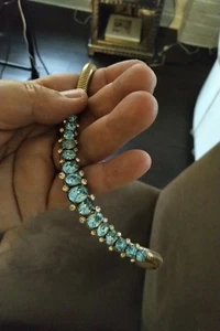 Coro signiertes goldfarbenes Omega Style Halsband Halskette mit Strasssteinen - Bild 1 von 4