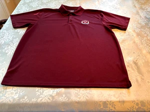 Harvard Polo The Coop Vertias besticktes Wappen weinrot Herren Größe Large - Bild 1 von 7