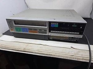 Rare Lloyds Accucorder Vcr  L823  Untested Powers On Untested  - Picture 1 of 12