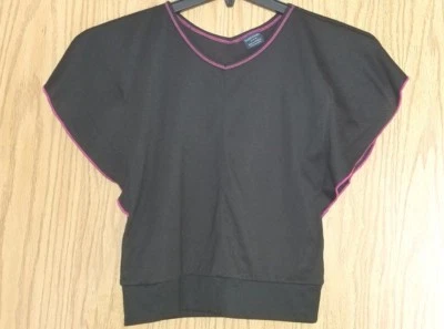 Nice Girl's Black FADED GLORY Size M 7/8 Top BatwingSleeves fuchsia stitching - Image 1 of 4
