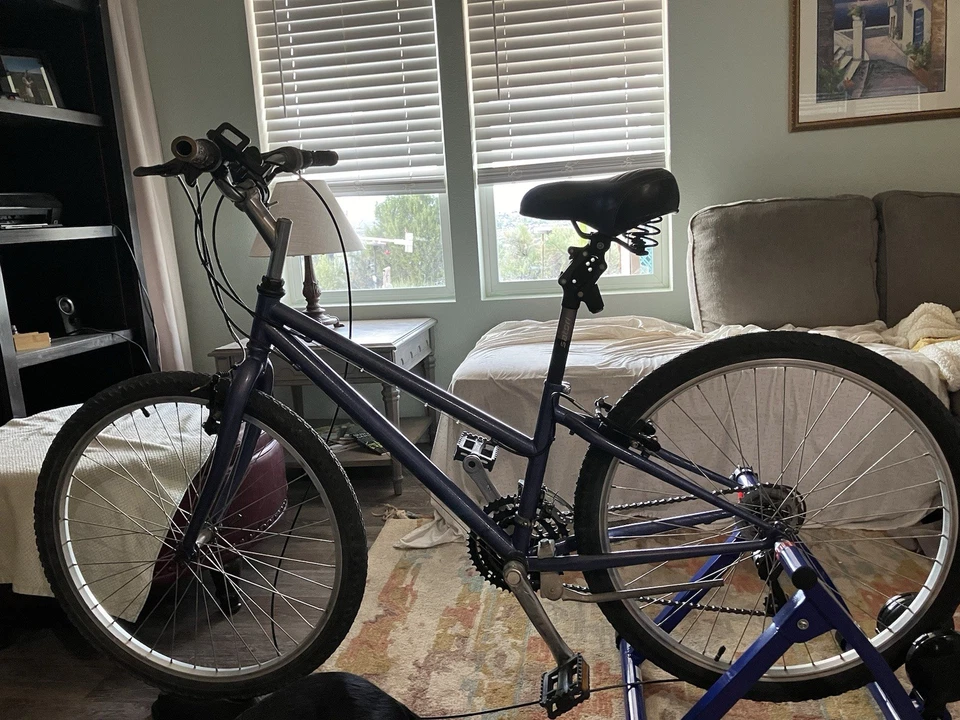 Горный велосипед женский Trek Mountain Single Track Sport 800 26 дюймов - Изображение 1 из 4