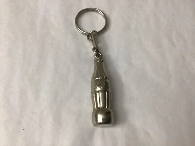 Винтажная металлическая бутылка Coca Cola Coke газированная вода поп серебристый металлический брелок (R3-13) - Изображение 1 из 4
