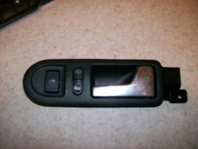 Interruptor ventana delantera derecha Volkswagen Jetta 2002 Foto 1 de 4