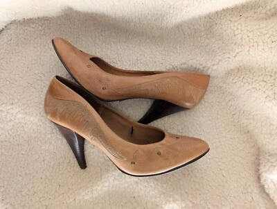 Rush Hour Shoes Womens 9 B High Heels Pumps Slip On Brown Leather Studs Casual - Image 1 of 4