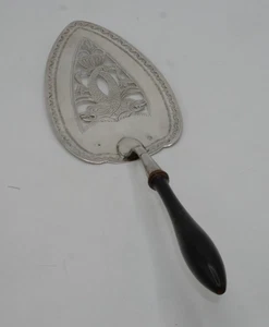 SELTENE MASSIV SILBER FISCHSCHAUFEL SCHWEIZER HERKUNFT 19. JH. HOLZGRIFF - Bild 1 von 5