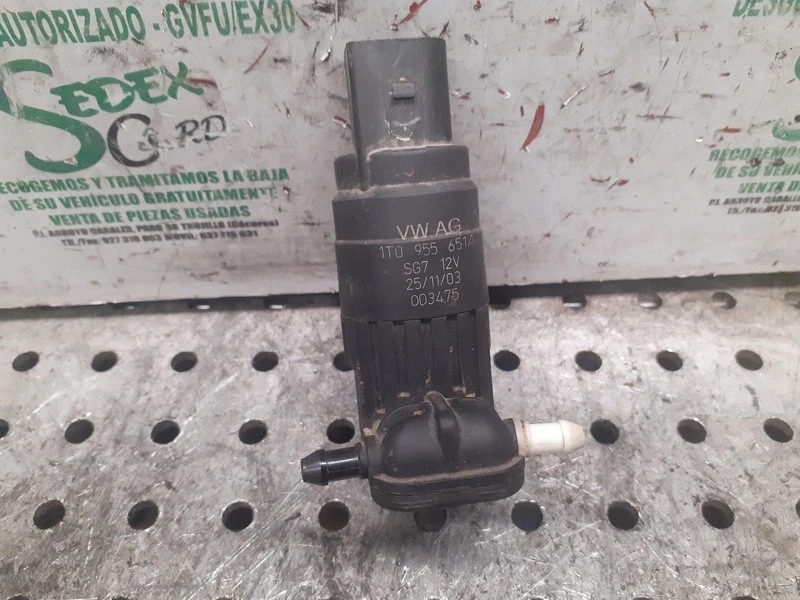 1T0955651A bomba del limpia SEAT IBIZA SC 6J1 2014 1098397 - Imagen 1 de 1