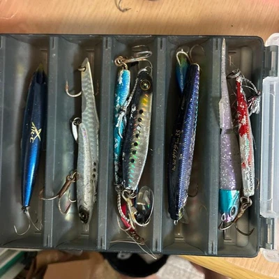 Набор джиговок Daiwa с чехлом, Jackeye Maki Maki, Big Backer, Surf & Bluefish - Изображение 1 из 3