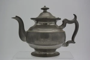 Vintage Woodbury Zinn Teekanne mit Deckel, 7" hoch, 9 1/4" breiteste mit Griff - Bild 1 von 4