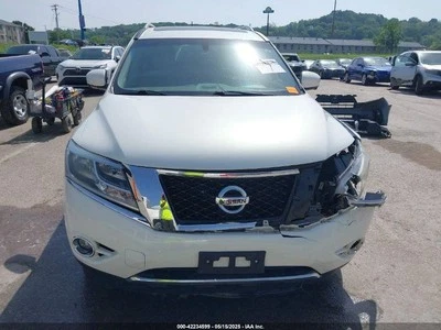Compressor AC usado serve para: 2014 Nissan Pathfinder 3.5L 6 cilindros grau A - Imagem 1 de 4