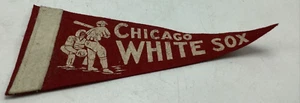 VINTAGE 1960's Chicago White Sox 9 Inch Red Mini Felt Pennant - Picture 1 of 12
