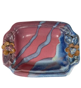 Studiokeramik signierte Schale rosa blau applizierte Blumen Richard Collison OOAK - Bild 1 von 9