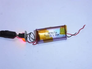 batteria polimeri di litio 13g10 3,7 volt 300 mAh 1,33Wh con plugin ricarica - Imagen 1 de 3