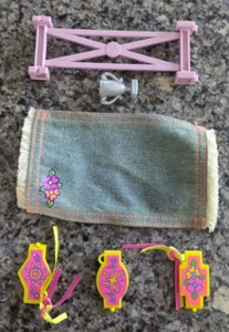 1994 Barbie High Stepper Palomino Walking Horse Satteldecke & Zubehör Mix - Bild 1 von 5