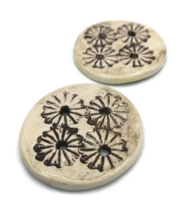 2 Pcs Handmade Ceramic Sewing Buttons Antique Look Poppy Design Round Shape - Picture 1 of 9