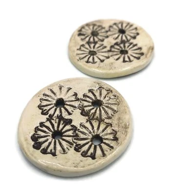 2 Pcs Handmade Ceramic Sewing Buttons Antique Look Poppy Design Round Shape - Image 1 of 4