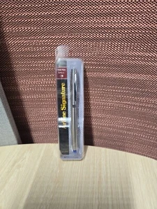 Silver Artline Signature Fine Pen 0.4mm EKSG-200/SL/CP SILVER/BLUE - Picture 1 of 3