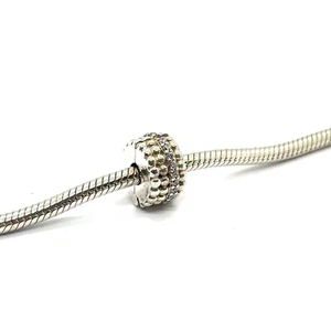 PANDORA PLATA ESTERLINA CUENTAS BRILLO CLIP CON CIRCONITAS TRANSPARENTES (EPJ031067) - Imagen 1 de 4