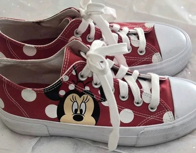 Cutest Shoes By Disney, Minnie Mouse Low Tops Size 9. - Image 1 of 4