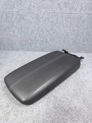 2019-22 Nissan Altima Center Console Lid Armrest With Hinge Gray Stitching OEM - Image 1 of 4