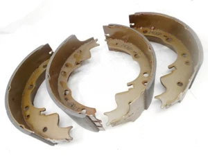 Serie ganasce freni posteriore Fiat 4438015 Daily 35.8 & 30F8 OM Grinta dal 1978 - Picture 1 of 5