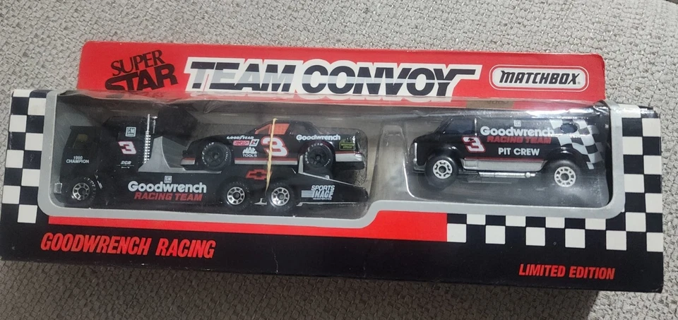 Matchbox ‘91 Limited Superstar Team Convoy Dale Earnhardt Goodwrench Racing - Image 1 of 2