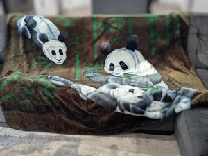 Korean Vintage Reversible Heavy Mink Full Blanket Panda Bamboo 82" x 76" XL - Picture 1 of 5