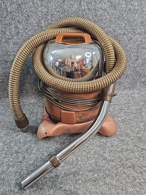 Aspiradora de bote Rexair Rainbow modelo D2 años 50 con carretilla y manguera probada Foto 1 de 4