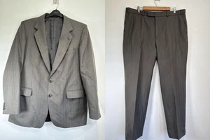 Magee Barkers 2 Piece Suit Size Blazer 44" Trousers W40 L31.5 Grey Tweed Wool - Picture 1 of 18