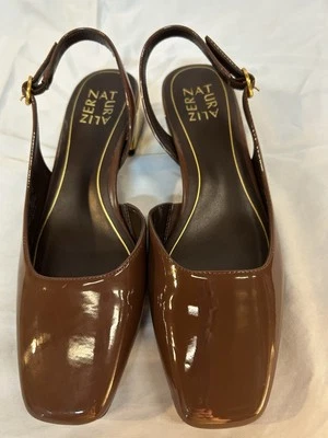 Naturalizer коричневый лакированная кожа JAYLA слинга низкие каблуки квадратный носок 7,5 - Изображение 1 из 4