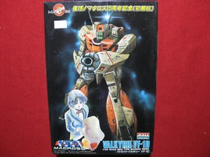 Macross VF-1D Battroid Valkyrie Arii 1/100 Model Kit Vintage Robotech +Figure 3 - Picture 1 of 4