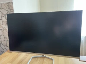 HP M27fw 27 Zoll Full HD IPS LED Monitor - Silber/Weiß - Bild 1 von 4