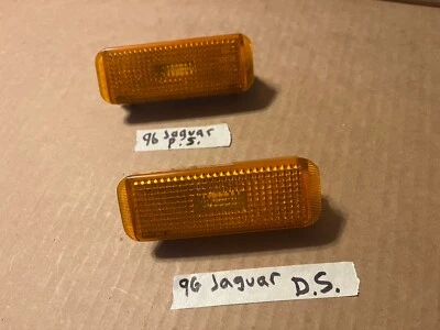 1995-97 OEM Jaguar XJ6 XJR XJ8 XJ12 Vanden Plas Front LH RH Side Marker Light X2 - Image 1 of 4