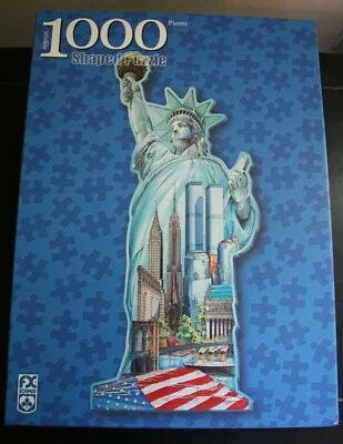 Statue of Liberty Shaped 1000 Piece Jigsaw Puzzle by FX Schmid WITH TWIN TOWERS - Image 1 of 4