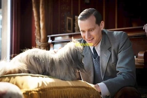 All Creatures Great and Small picture #4093 Nicholas Ralph James and Tricki Woo - Picture 1 of 1