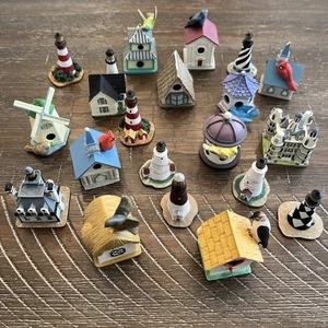 20 mini estatuillas de cerámica de colección Lenox pajareras y faros - Imagen 1 de 18