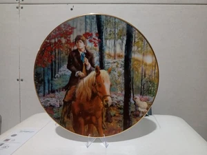 TAYLOR"SIGNATURE COLLECTION PLATE 1982 TIMELESS THEMES BRAYTHER HALL PLATE#4273 - Picture 1 of 10