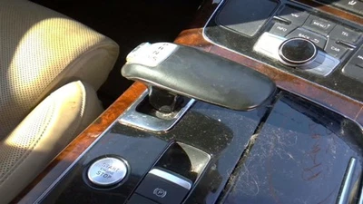 Shifter A8 AUDI   2014 Transmission Shift 27944675 - Image 1 of 4