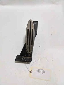 Accelerat.pedal moduleautomatic transm. - Picture 1 of 4