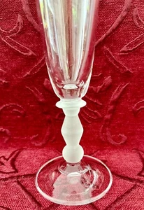 Mikasa Kensington Frost CHAMPAGNE GLASS FLUTES, Clear Crystal Frost Stem 22.8cm - Picture 1 of 5