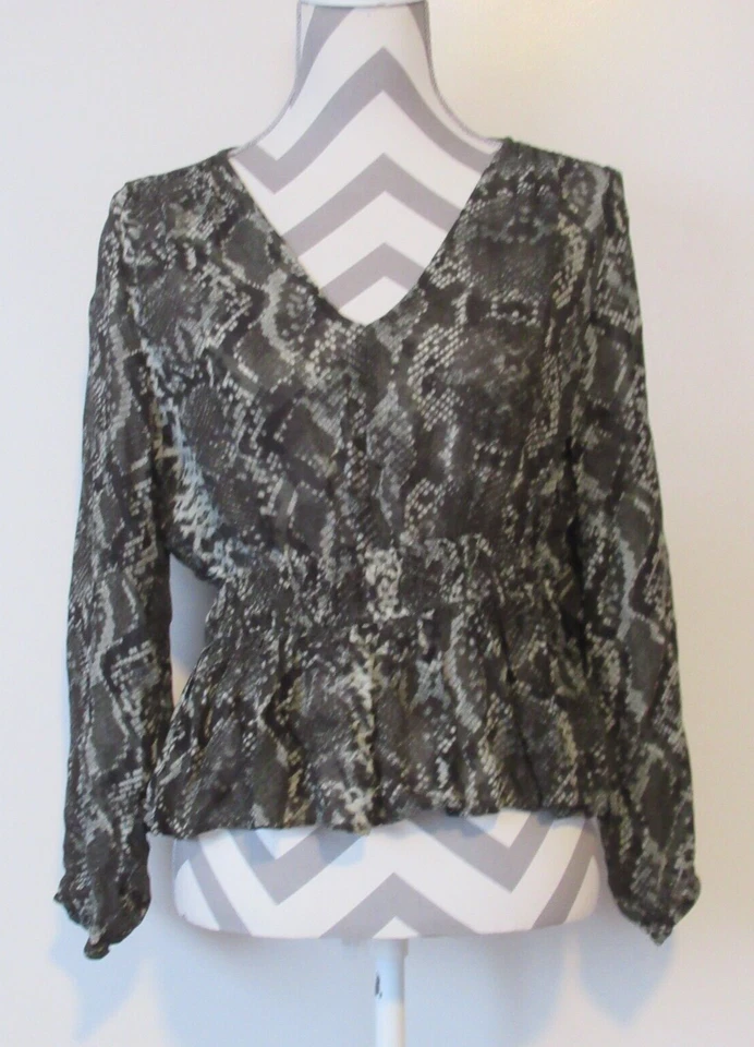 H&M Top Manga Larga 3908 Mujer Verde Negro Gris Estampado Animal Pullover Talla 2 Foto 1 de 4