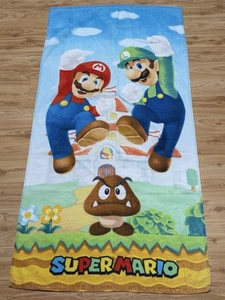 NINTENDO SUPER MARIO BROS. MARIO LUIGI GOOMBA COTTON BEACH POOL TOWEL 2021 - Picture 1 of 5