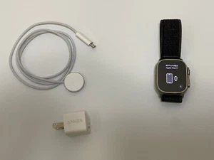 Apple Watch (Ultra) 49mm Titanium (LTE) w/ Non-OEM Trail Loop Band - Good - Zdjęcie 1 z 17
