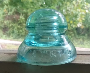 A.T.&T.CO TOP HALF OF TWO PIECE TRANSPOSITION GLASS INSULATOR - Picture 1 of 6