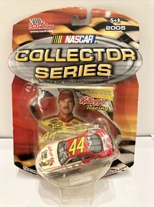 2005 #44 Terry Labonte 1/64 Kellogg’s NASCAR Racing Collector Series Diecast - Picture 1 of 3