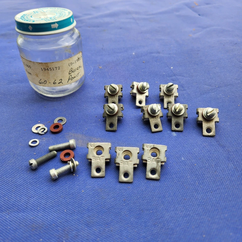 BUICK 1945172 1959-1962 LESABRE INVICTA & ELECTRA  1961-1962 SPECIAL - Image 1 of 4