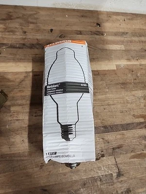 1 Sylvania M1000/U METALARC 1000W Mogul BT56 Clear M47/S Metal Halide Bulb New - Image 1 of 3
