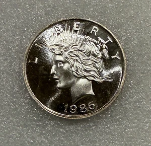 Vintage 1986 Peace Dollar Design Silver Trade Unit  1 oz .999 Silver Round SHINY - Picture 1 of 2
