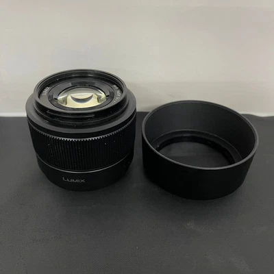 Panasonic Lumix G 25mm F1.7 ASPH AF Lens w/ Lens Hood - Image 1 of 4