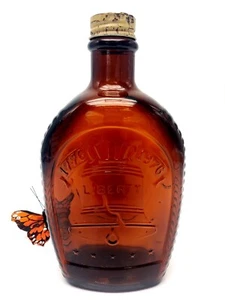 Log Cabin Maple Syrup Commemorative Glass Bottle, 1776 -1976 - Picture 1 of 8